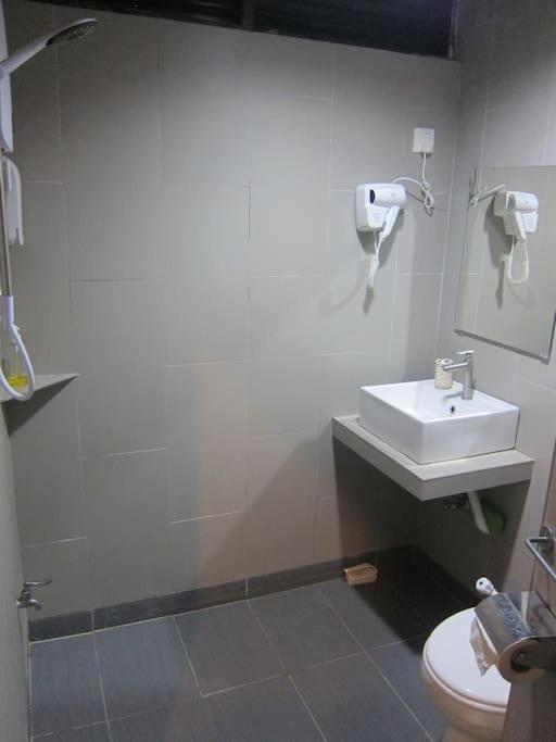 Fahrenheit Condo Bukit Bintang Kl 2R By Roseline Kuala Lumpur Bagian luar foto